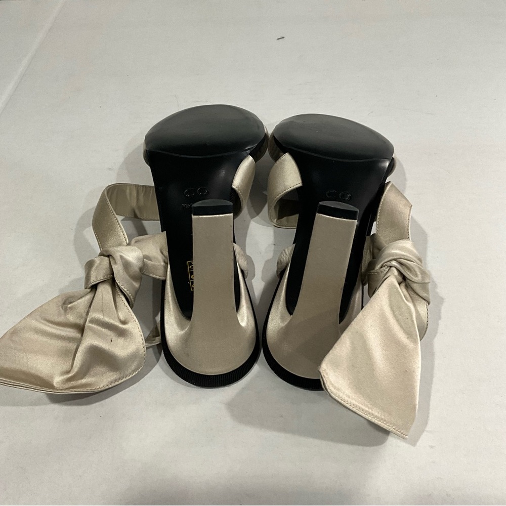 CO Satin bow heels - Picture 5 of 5